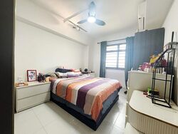 Sengkang East Way (Sengkang), HDB 3 Rooms #503168551